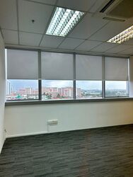 One Pemimpin (D20), Office #441911121